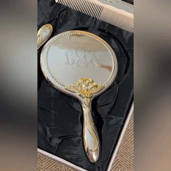 NWT Oneida Elegant ROPES & BOWS Silverplate 3pc dresser Grooming Accessories Set - Picture 10 of 12